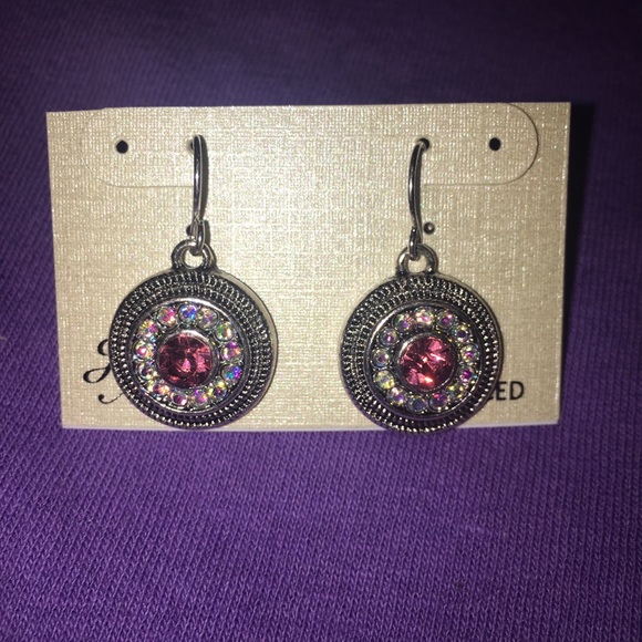 Gorgeous Pink & multi color earrings NWT - Picture 2 of 7